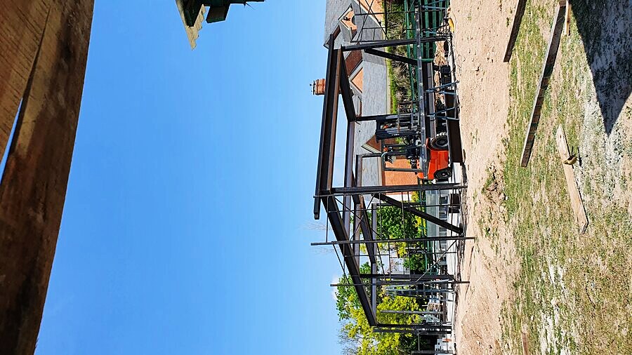 Inicio de montaje de estructura, Casa Castores