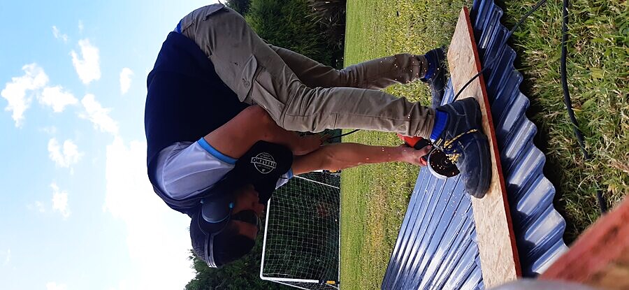 Revestimiento de chapa negra terminado, Talar del Lago